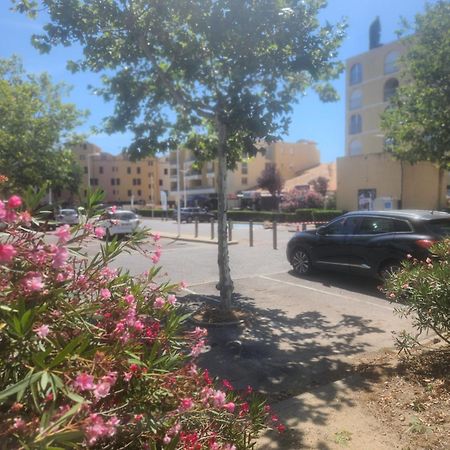 גרואיסאן Grand Studio Cabine Proche Plage Et Port מראה חיצוני תמונה