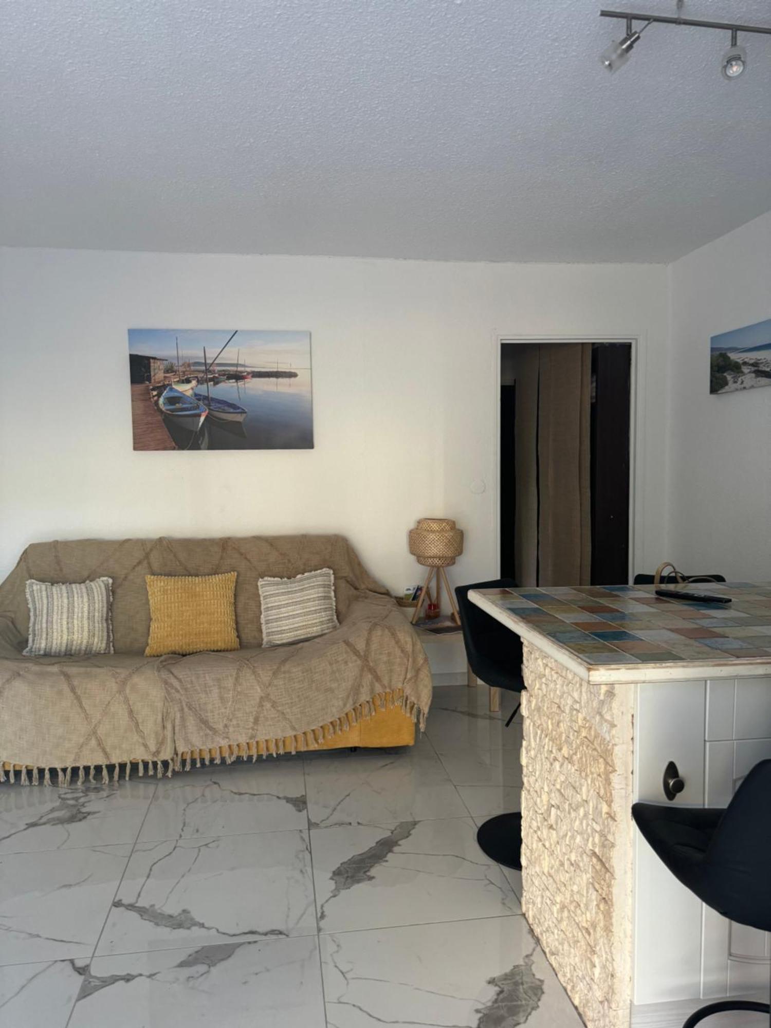 גרואיסאן Grand Studio Cabine Proche Plage Et Port מראה חיצוני תמונה