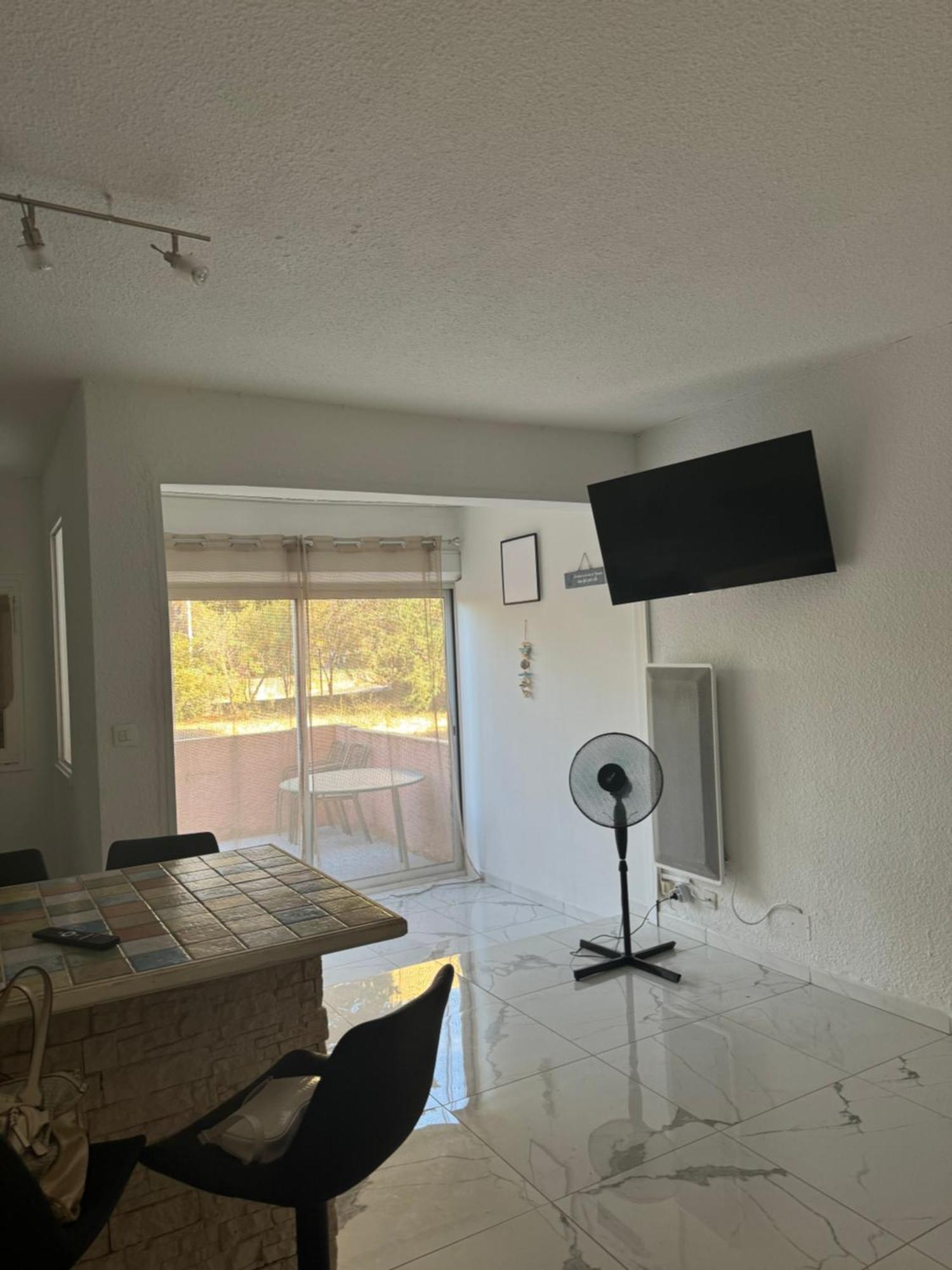 גרואיסאן Grand Studio Cabine Proche Plage Et Port מראה חיצוני תמונה